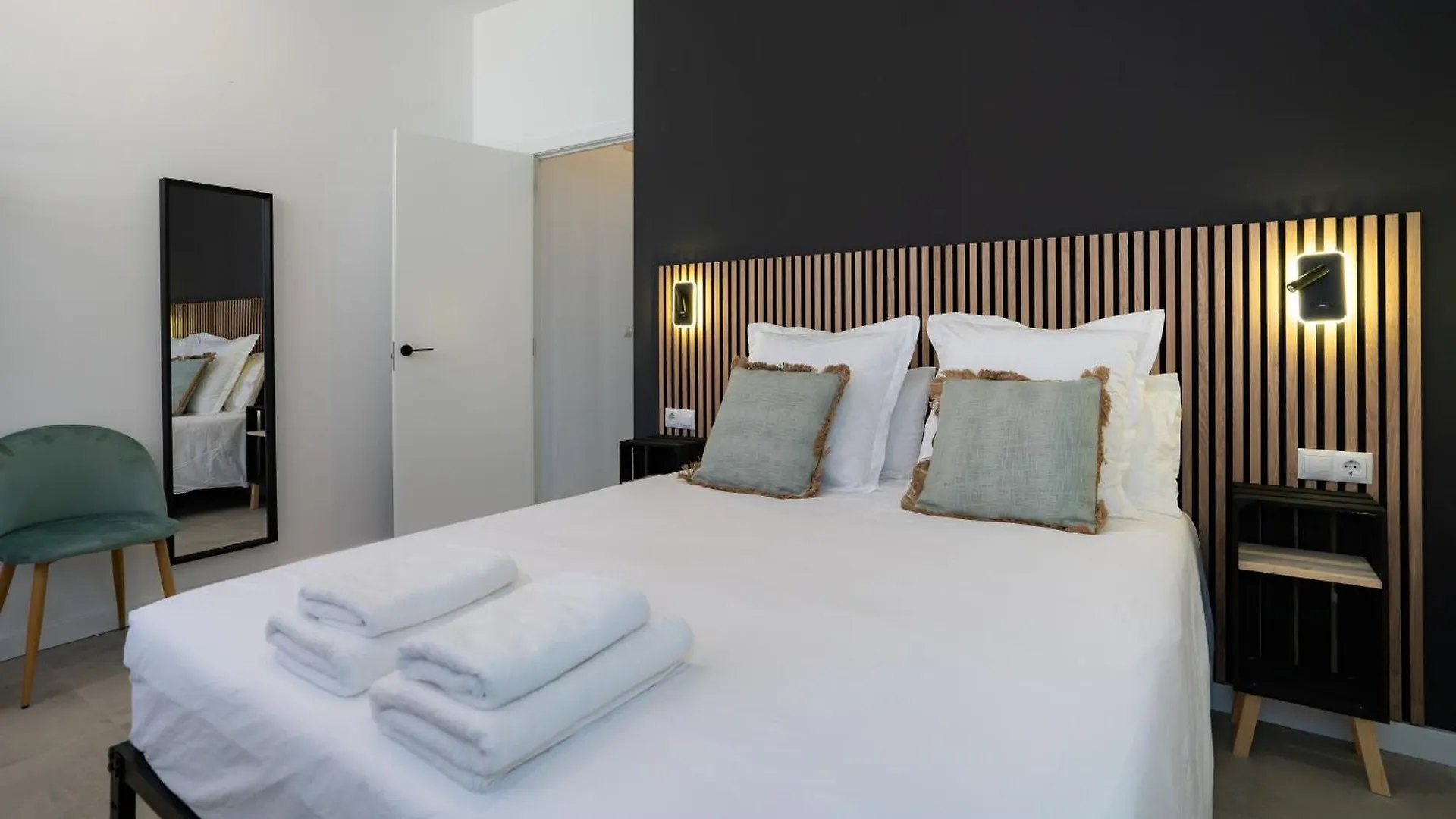 アパート Nomad Malaga - Airport Iアパートメント