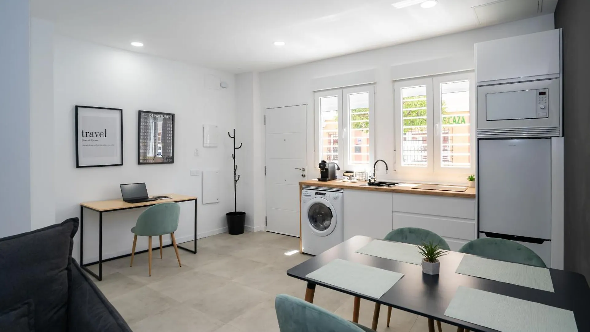 Nomad Malaga - Airport I Apartamento Espanha